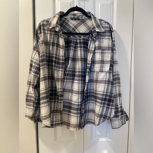 Love Tree Plaid Button Down Shirt in Navy and White